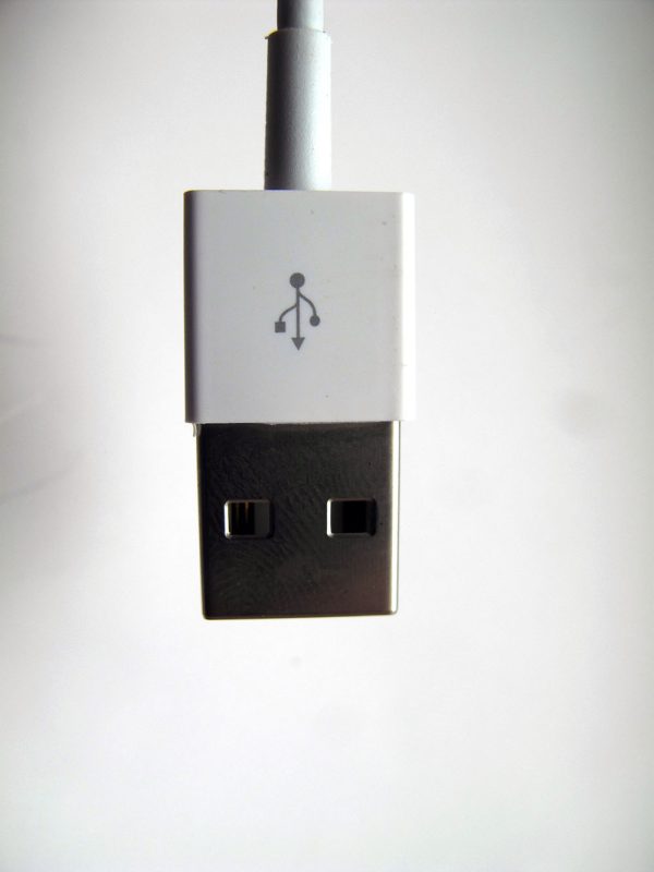 usb kabel dlia apple iphone 5 original white a198 apple 2 USB Кабель для Apple iPhone 5 Original White (A198)